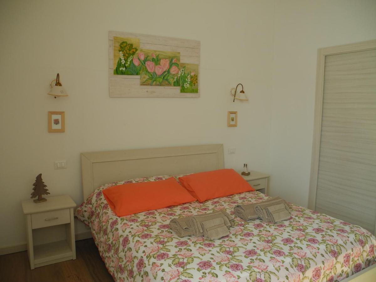 פומאנה B&B Mimosa E Lilla מראה חיצוני תמונה